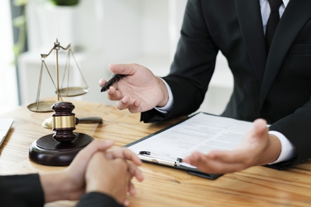 Lawyer explaining to a client